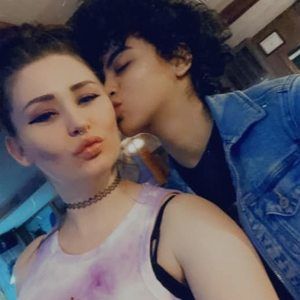 Meet your Posher, Latisha